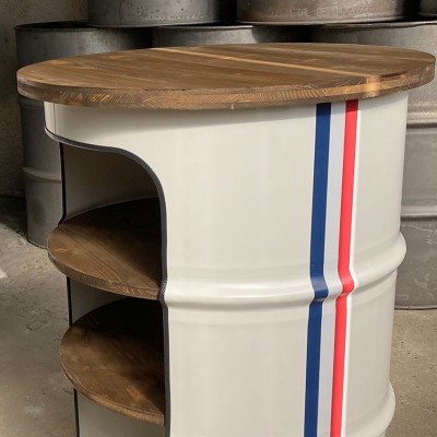 Bar avec plateaux bois
